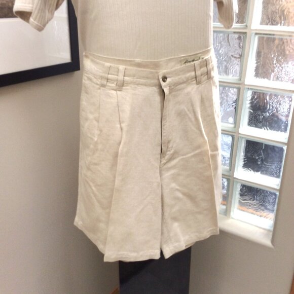 EDDIE BAUER Men's Linen Cotton Pleated Dress Cream Colored Shorts Size 36 - Picture 1 of 4